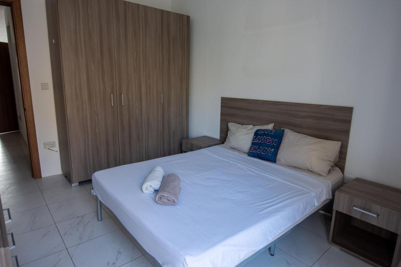 Seafront Room Msida Exterior photo
