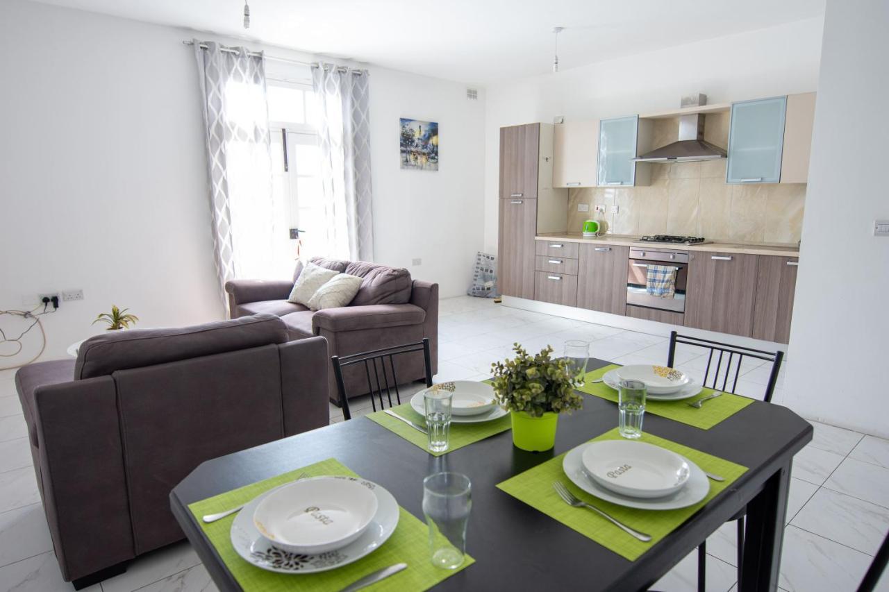 Seafront Room Msida Exterior photo